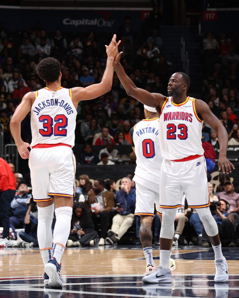 通过数据分 通过数据分