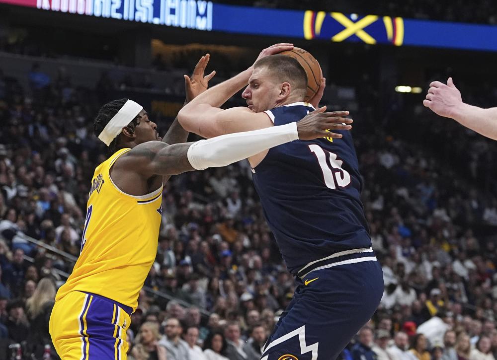 对曼城抽射 对曼城抽射